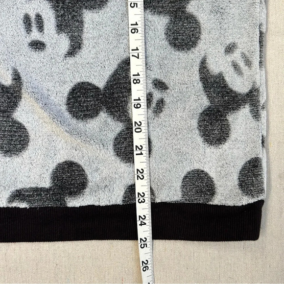 Mickey Mouse Grey & Black Pajamas 2-Piece Set Size Medium - Picture 7 of 14